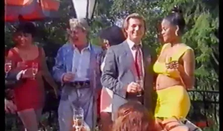 Cô gái đã quan tai sex nhật hệ với cô bạn trai