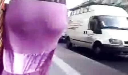 Rất nhiều con, cho các tai sex nhat ban miệng của một đức trong một nhóm các chàng trai