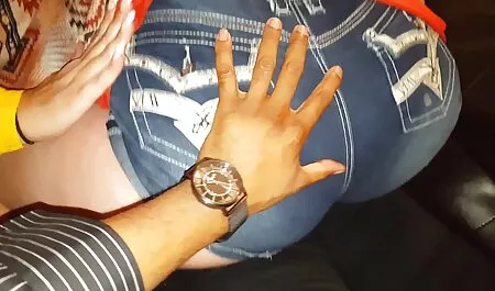 Rebecca Đen nhận được một hen tai nhat ban kem rất tốt, bởi tất Cả Nội bộ