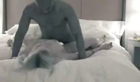 Cô gái ở phía trước của nhà thủ dâm phim sex hen tai nhật bản với một người lớn