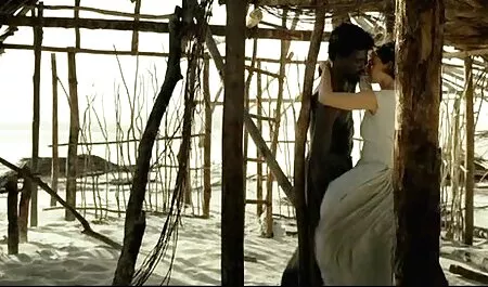 Một nữ phục vụ trẻ người khéo léo phim sex nhat ban tai ve may cám dỗ của cô master