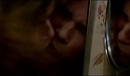 Bà trông tai phim sẽ nhat ban siêu sexy trong quần lót