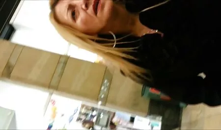 Lớn trên băng tải phim sex nhat ban bé