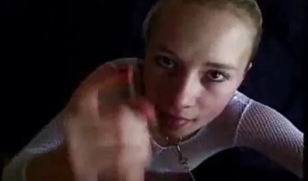 Đức-Chết Etwas Andere Modenschau tai phim sec nhat ban