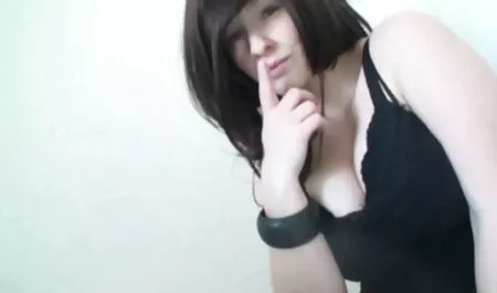 Sexy cô gái thay đổi quần áo tai phim sec nhat ban trên camera p4