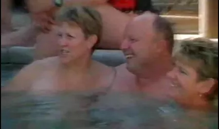 Louise, Sean tai sex nhật và Chris