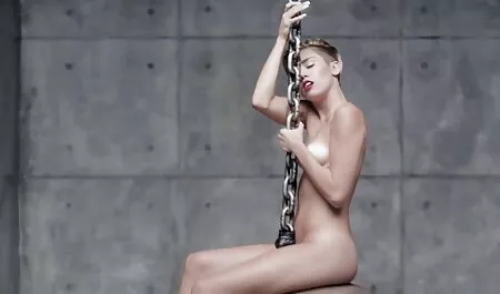 Câu chuyện của phim sex nhat ban tai ve may người vợ thực sự-scandal Lớn-Ella